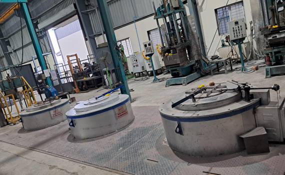 Electrical Aluminium Crucible Type Melting cum Holding Furnace